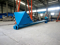 螺旋輸送機(jī)的輸送結(jié)構(gòu)為：螺旋機(jī)殼，螺旋軸，螺旋葉片，螺旋電機(jī)等多個(gè)部件的使用。